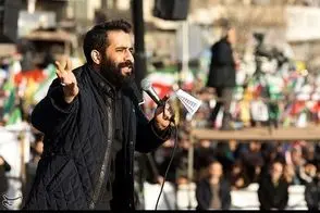 مداح مشهور: حنجره‌ام پس از ملاقات با رهبر شهید خوب شد