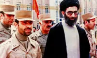 تصاویری تازه از رهبر شهید در جمع فرماندهان ارتش