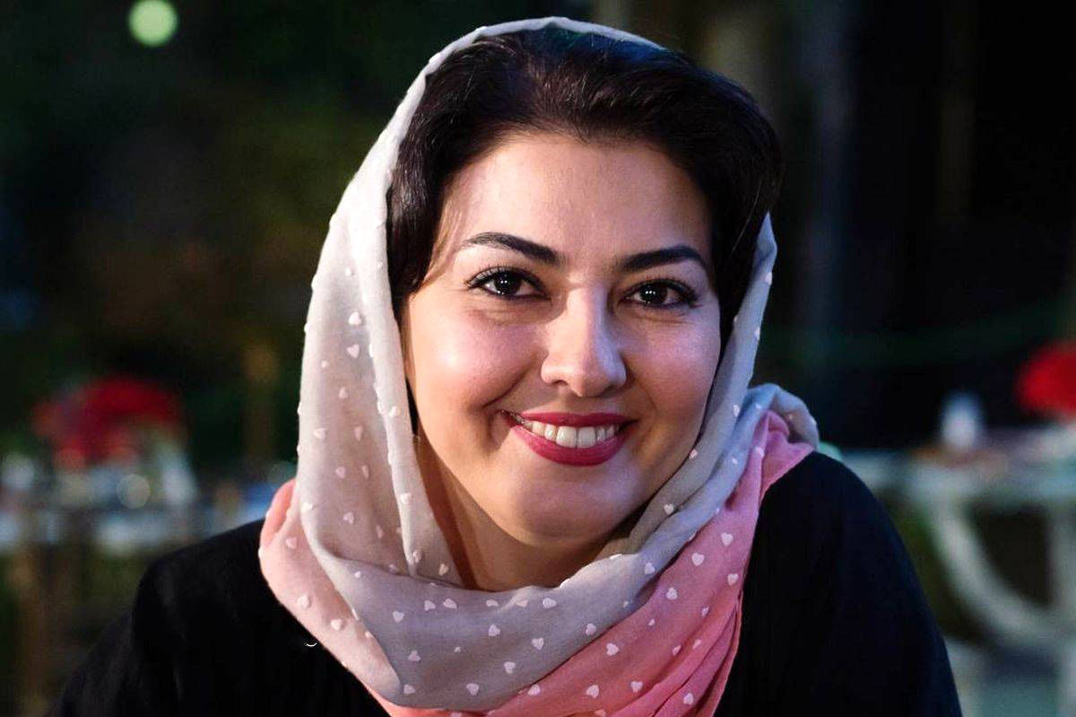 سلفی عاشقانه تازه عروس سینمای ایران با همسرش