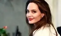 عکس‌های شکار شده از آنجلینا جولی و دو پسرش