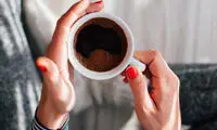۹ دلیل برای اینکه دست‌هایتان همیشه می‌لرزد!