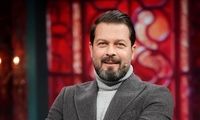 پژمان بازغی: از عمد سرود ملی رو نخوندم