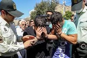 لحظه دستگیری ۷ نفر از اراذل قمه‌کش در ارومیه