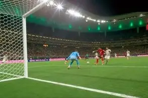 صاعقه کُره روی دروازه چک؛ کامبک کامل شد!