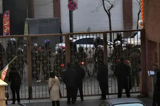 چند روایت از مجروحانی که از رفتن به بیمارستان منصرف شدند