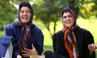 استایل‌های دهه شصتی بازیگران؛ از فُکُل مهناز تا اِپُلِ نیکی
