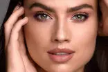 راز چهره طبیعی و درخشان؛ هنر آرایش بدون آرایش