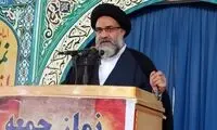 انتقاد شدید امام جمعه یاسوج از رواج سگ‌گردانی