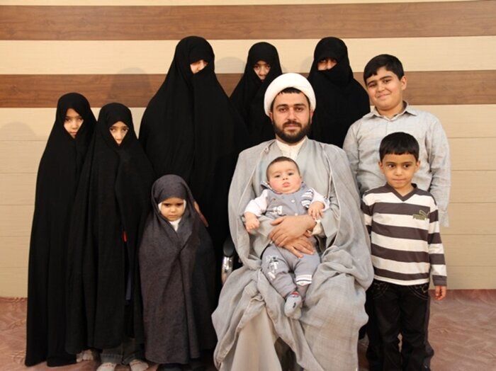 پدر پرجمعیت‌ترین خانواده ایرانی را بشناسید