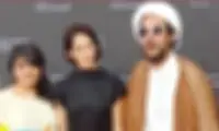 عکسی که با آن شدیدا به روحانیت توهین شد