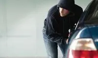 شیوه جدیدِ سرقت لوازم خودروهای آخرین مدل!