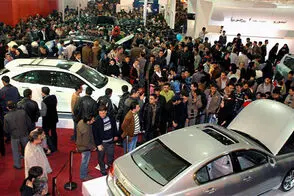 خودروهای میلیاردی نمایشگاه تهران قربانی چند رفتار عجیب شدند
