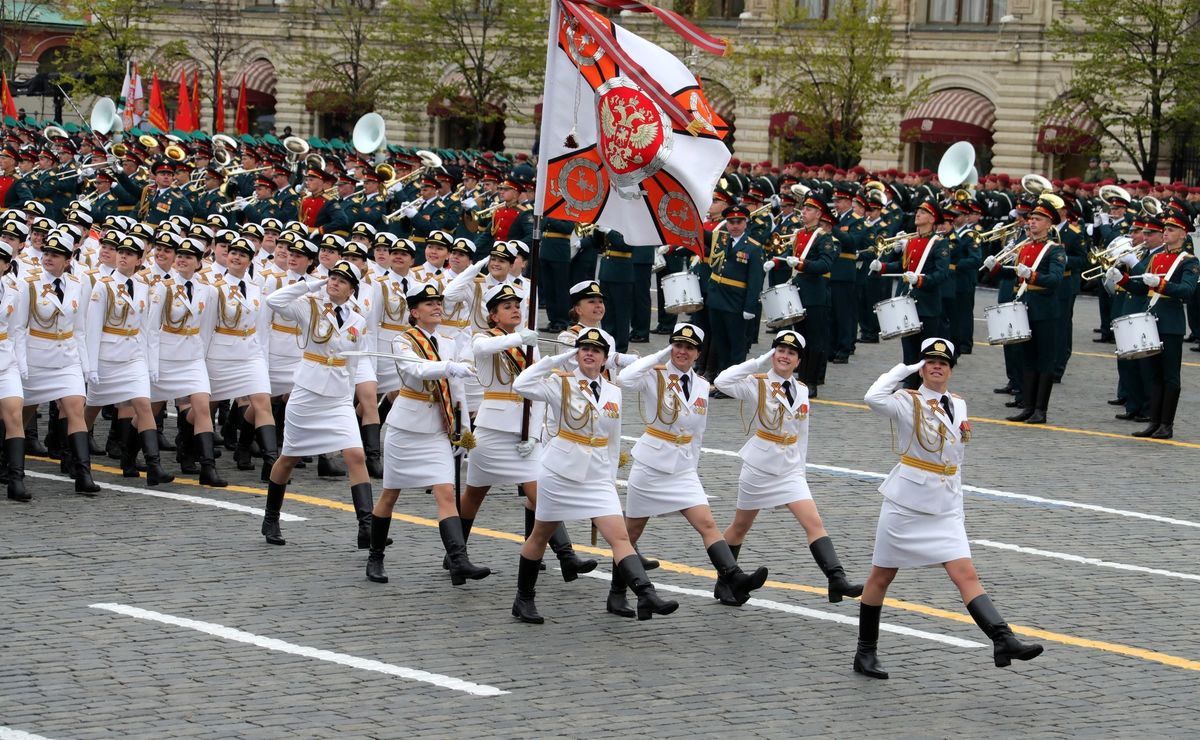 رژه زنان جذاب ارتش روسیه در مسکو