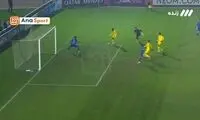 تکل استثنایی فلاح دروازه خالی استقلال را نجات داد 