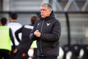 بدل علی کریمی به قلعه‌نویی پیشنهاد شد