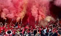 بنر جنجالی هواداران پرسپولیس جلوی باشگاه