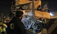 تصادف هولناک یک اتوبوس و تریلی در ارومیه