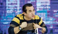 پشت خداداد عزیزی به کجا گرم است؟ 
