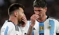 قاب احساسی از دی‌پائول و دخترش پس از پایان بازی آرژانتین