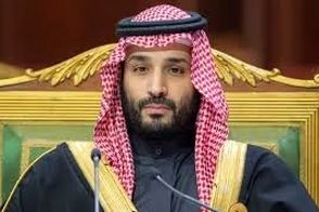 بنر بزرگ بن‌سلمان و ترامپ در قلب دمشق نصب شد