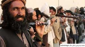 عکس جالب سخنگوی طالبان در کارگاه پفک
