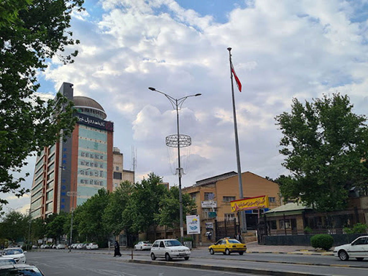   عکس پربازدید از خیابان طالقانی تهران 