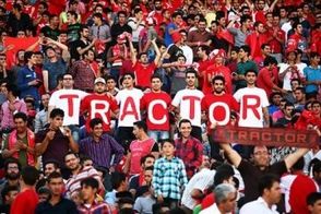 پوستر تراکتوری‌ها، سوژه هواداران استقلال شد