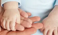 قانون جدید، مسیر فرزندخواندگی را برای دختران مجرد باز کرد