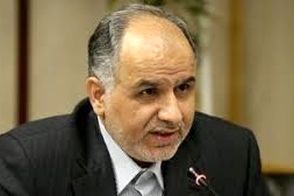 وزیر دادگستری: قرار بود قیمت آرد آزاد شود اما جنگ شد