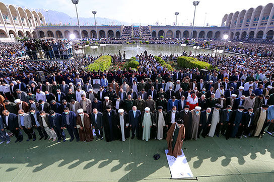 جنجال باورنکردنی و ادامه‌دار بر سر نماز عید فطرِ تهران