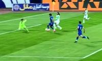 پنالتی‌ استقلال توسط VAR رد شد