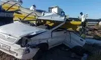 اقدام عجیب راننده پراید برای نجات خودرو از تصادف!