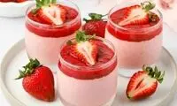 طرز تهیه یک دسر خوشمزه عربی با توت‌فرنگی