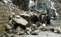 ریزش کوه جاده کرج - چالوس را بست