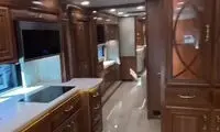  اتوبوس لوکس با امکانات یک خانه مجلل!