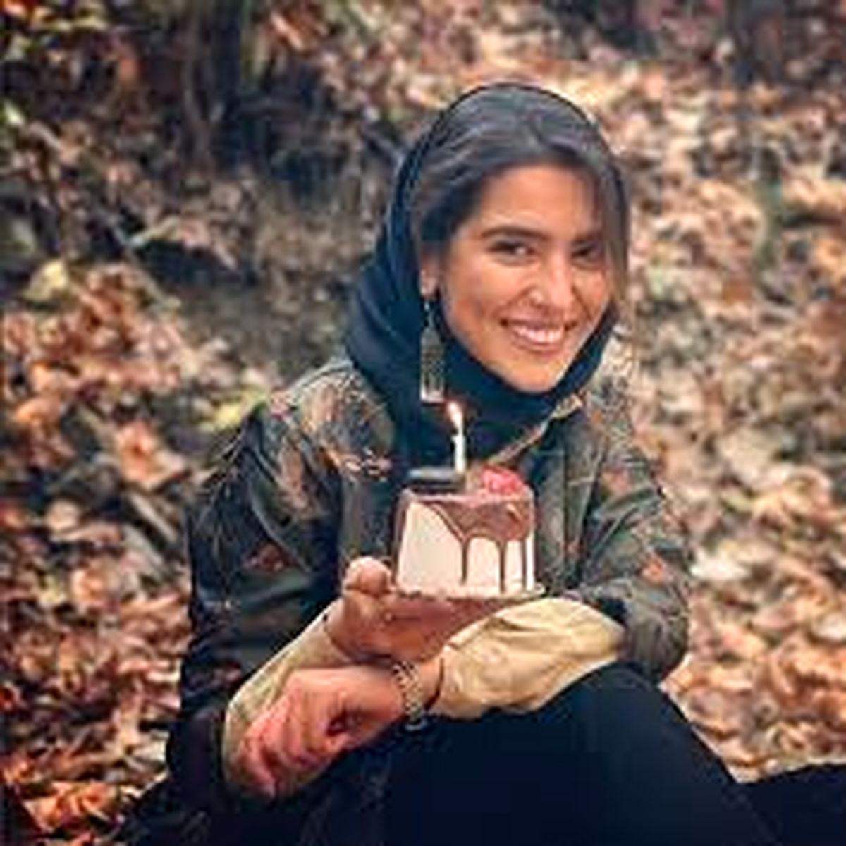 برای مونا کرمی روی سِن تولد گرفتند!