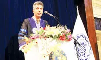 آقایان! این مرد بازیچه دست شما نیست