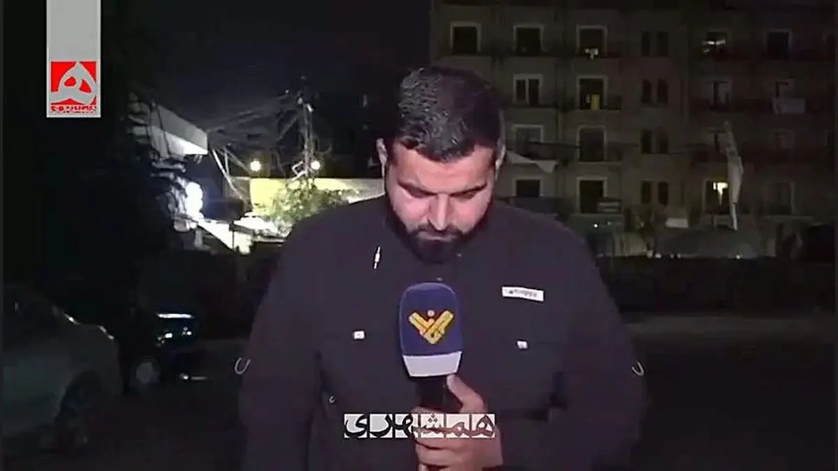 لحظۀ انفجار و مجروح شدن خبرنگار در حملۀ هوایی اسرائیل