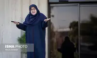 بیتی از مولانا روی پوشه کار سخنگوی دولت