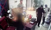 لحظه حمله‌ خواهران منصوریان به فدراسیون ووشو