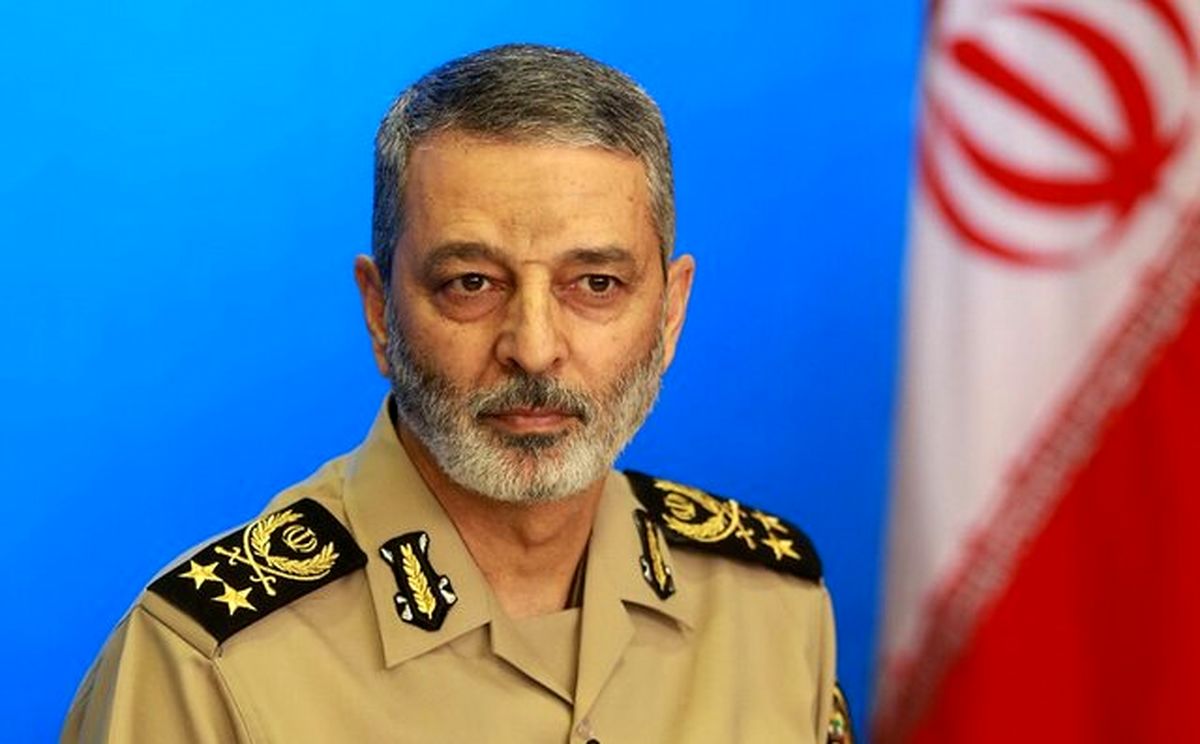   امیر سرلشکر موسوی جانشین شهید باقری شد 