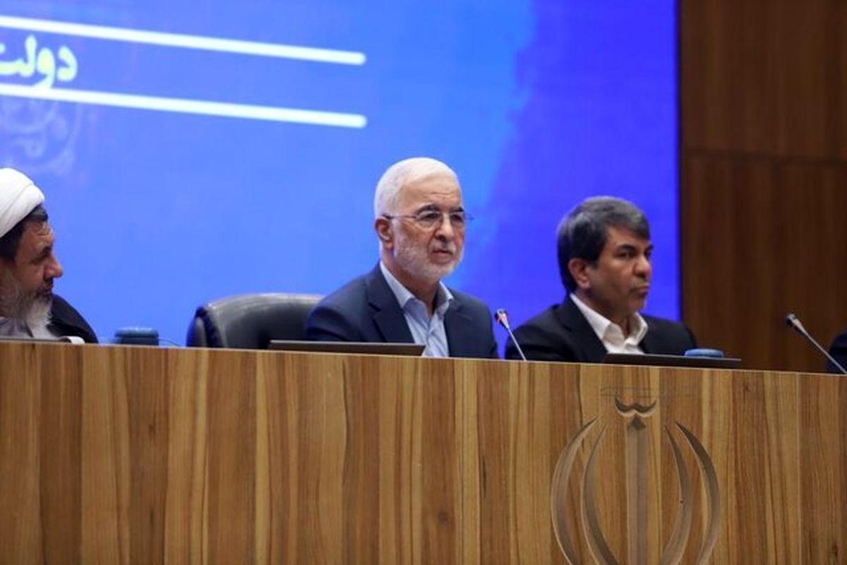   واکنش وزیر کشور به ماجرای تعطیلی ۱۵روزه صنایع 