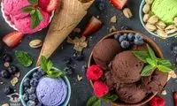 طرز تهیه بستنی قیفی خانگی با میوه و شکلات