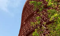 این کافی‌شاپ با معماری عجیبش همه را غافلگیر کرد