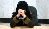 دستگیری باند خواهران موبایل قاپ در قم