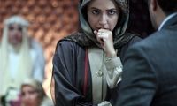 استایل جوان‌پسند شبنم قلی‌خانی با کت جین و کلاهِ اسپرت