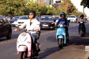 خبر تازه درباره صدور گواهینامه موتور برای زنان