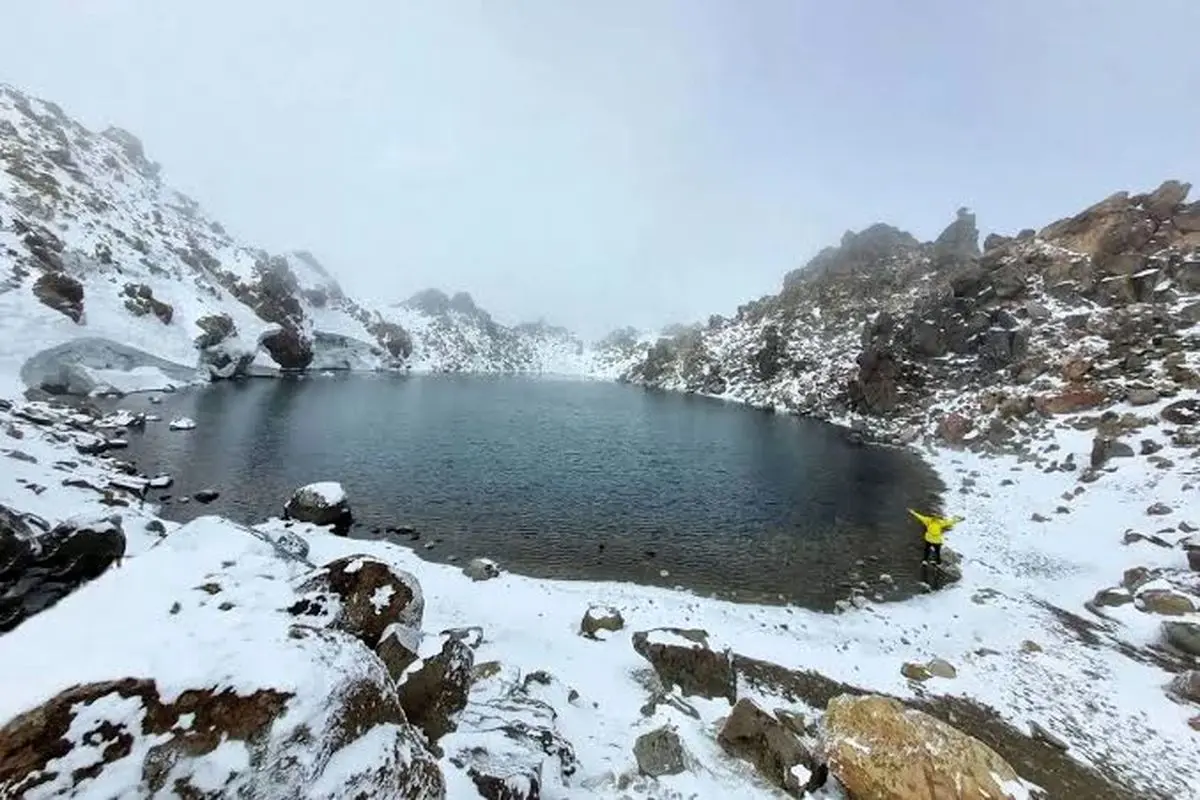 این نقطه از کشور در تابستان سفیدپوش شد