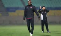 لوگو پرسپولیس در دستان ستاره قطری