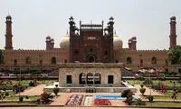 مسجد پادشاهی لاهور، مسجدی به قدمت مغولی